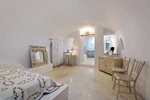 Postel nebo postele na pokoji v ubytování VILLA KALLISTI -Volcano View