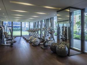 Fitness centrum a/nebo fitness zařízení v ubytování Sofitel Singapore City Centre