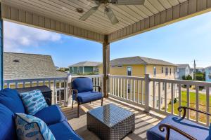 Μπαλκόνι ή βεράντα στο A Wave From It All