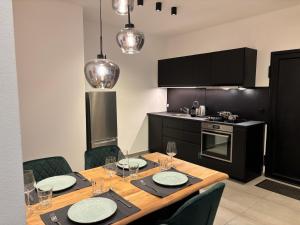 Kuchyň nebo kuchyňský kout v ubytování Apartment am Marktplatz mit XXL Garage