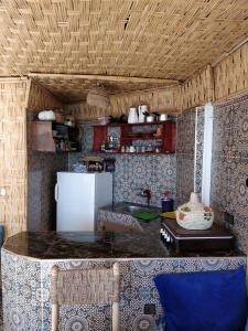 Kuchyň nebo kuchyňský kout v ubytování Jada Surf House