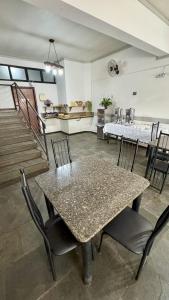 Posezení v ubytování Périco Hotel