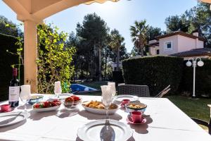 Comida en el chalet de montaña o alrededores