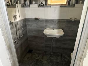 Vannituba majutusasutuses Sunset Fields +6 fotot