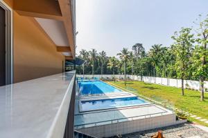 Πισίνα στο ή κοντά στο Oceanus Retreat