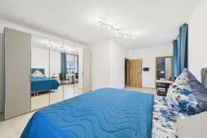 Ένα ή περισσότερα κρεβάτια σε δωμάτιο στο Attraktive Neubau Bei Zwei Buchen +7 φωτογραφίες