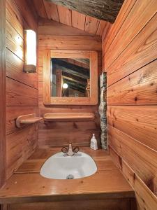 Phòng tắm tại PO Big Dipper Suite - Anzere Slopeside - Swiss Alp