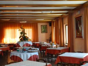 Restaurace v ubytování Hotel Galles