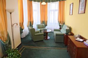 Posezení v ubytování Grandhotel Garni