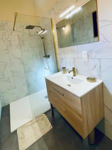 Ένα μπάνιο στο Ô Chalet +23 φωτογραφίες