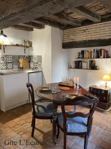 Fotografie z fotogalerie ubytování Le Grand Faubourg les Gîtes Ecurie et La Faïencerie v destinaci Lorris + 50 fotografií