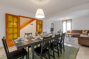 Χώρος καθιστικού στο - New - Spacious, Quiet, Parking, Clim