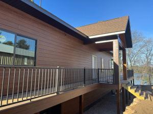 Budova, kde se prázdninový dům nachází + 17 fotografií