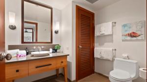 Koupelna v ubytování Hale Moana by AvantStay Incredible Hawaii Beach Resort w Pool Hot Tub + 32 fotografií