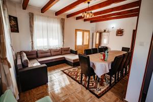 Posezení v ubytování Cabana Iriss