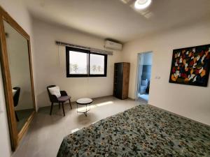 Φωτογραφία από το άλμπουμ του Contemporary apartment, sea view στο Λομέ