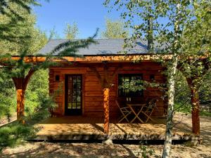 Το κτήριο όπου στεγάζεται  η παραθεριστική κατοικία