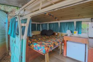 Φωτογραφία από το άλμπουμ του Quinta do Vale - Kombi Home: Lago, escorrega, cascata, piscina, fogo de chão σε Itatiba +20 φωτογραφίες