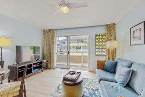 Μια τηλεόραση ή/και κέντρο ψυχαγωγίας στο Plantation Hale H3