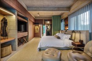 Μια τηλεόραση ή/και κέντρο ψυχαγωγίας στο 23 Living