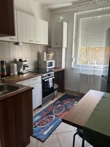 Η κουζίνα ή μικρή κουζίνα στο Mokka Home