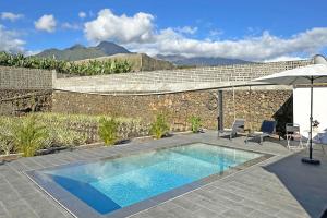 Swimmingpoolen hos eller tæt på Casa Spica