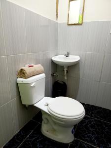 Koupelna v ubytování Casa Emanuel en Montañita + 23 fotografií