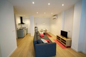 Μια τηλεόραση ή/και κέντρο ψυχαγωγίας στο Flowers Houses