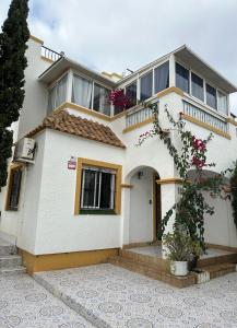 Bygningen som feriehuset ligger i