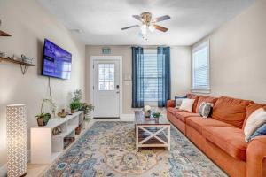 Istumisnurk majutusasutuses Cordova Palms - 4BR near Castill w BBQ