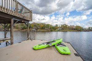 Vaade puhkemaja lähedal voolavale jõele +61 fotot