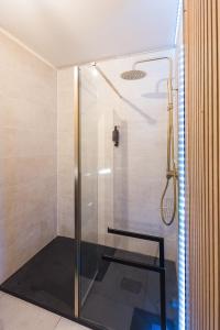 Koupelna v ubytování Loresentiel + 14 fotografií