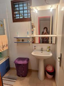 Ένα μπάνιο στο Kay Thaleya Chez l'habitant aux Trois Ilets