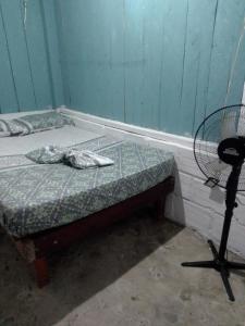 Voodi või voodid majutusasutuse Hostal ladrillerossurf toas