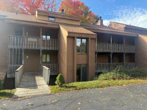 Budova, kde se prázdninový dům nachází