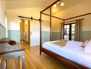 Postel nebo postele na pokoji v ubytování Phillip Island Coastal Cabins