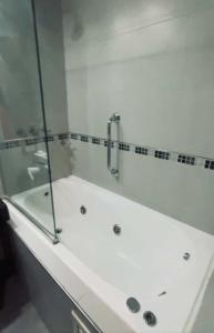 Ένα μπάνιο στο MONOAMBIENTE Del Bono