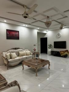 Et tv og/eller underholdning på MainStreetRental Residence