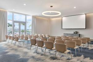 Οι επιχειρηματικές εγκαταστάσεις ή/και οι αίθουσες συνεδριάσεων στο AC Hotel by Marriott St. Augustine