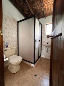 Ένα μπάνιο στο Casa de Descanso La Villa Sanadora