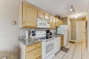 Η κουζίνα ή μικρή κουζίνα στο Dreams in Steamboat Springs +3 φωτογραφίες