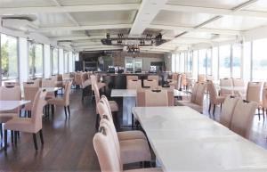 格拉西亚船上酒店餐厅或其他用餐的地方