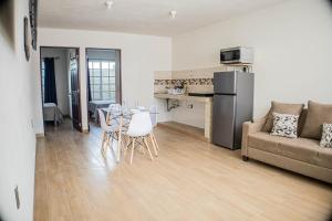 Η κουζίνα ή μικρή κουζίνα στο Estancia Buenavista Departamento 4 +34 φωτογραφίες