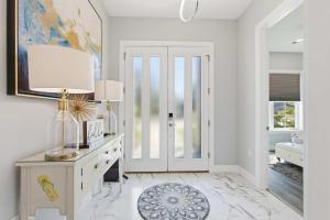 Кровать или кровати в номере Canal front Pool & Dock water toys Oasis 96 Club House