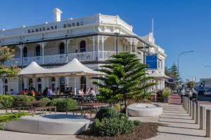 Budova, kde se prázdninový dům nachází