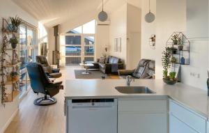 Fotografie z fotogalerie ubytování Cozy Home In Hals With Sauna v destinaci Hals