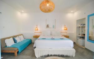 Ένα ή περισσότερα κρεβάτια σε δωμάτιο στο The Koho Air Hotel