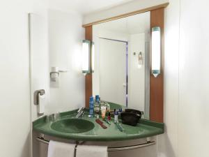 Galería fotográfica de Ibis Murcia en Murcia 48 fotos más