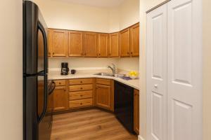 Kuchyň nebo kuchyňský kout v ubytování Soulard King 1BR w Washer & 370 Mbps Wi-Fi + 3 fotografie