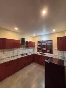 Köök või kööginurk majutusasutuses Villa in a Gated Community, Kanchipuram +4 fotot